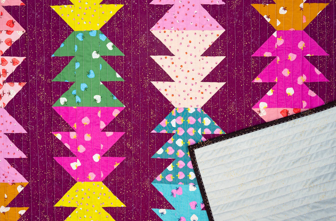 The Piper Quilt in Strawberry